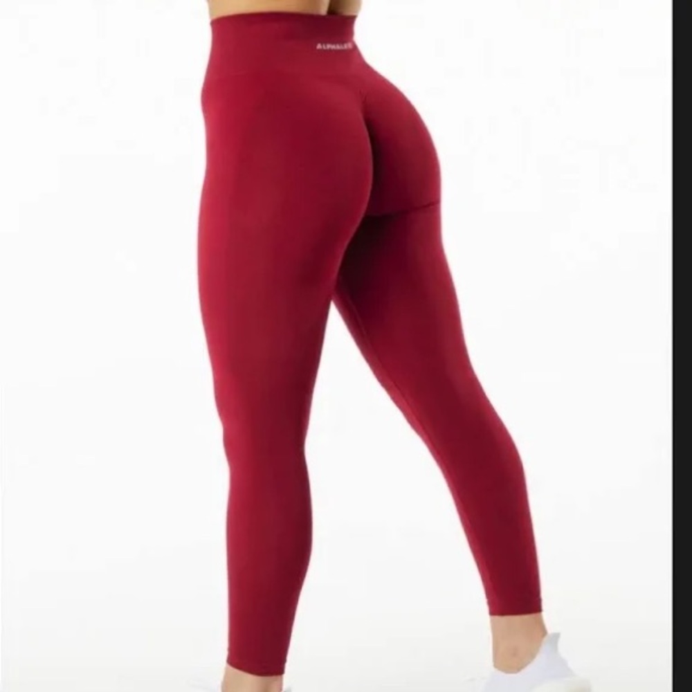 Alphalete Amplify Leggings - Scarlet M